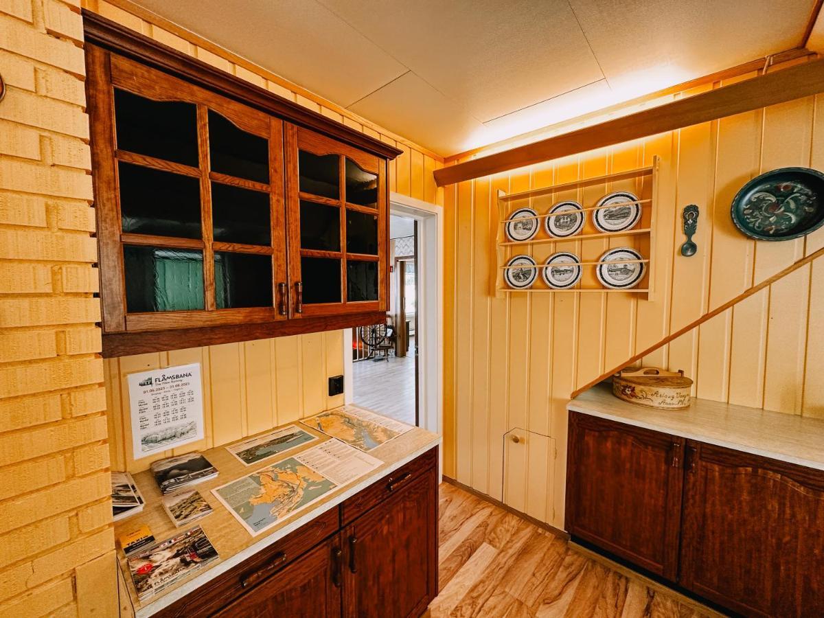 Svingen Guesthouse - Panoramic Fjord Views In Flam Exterior photo